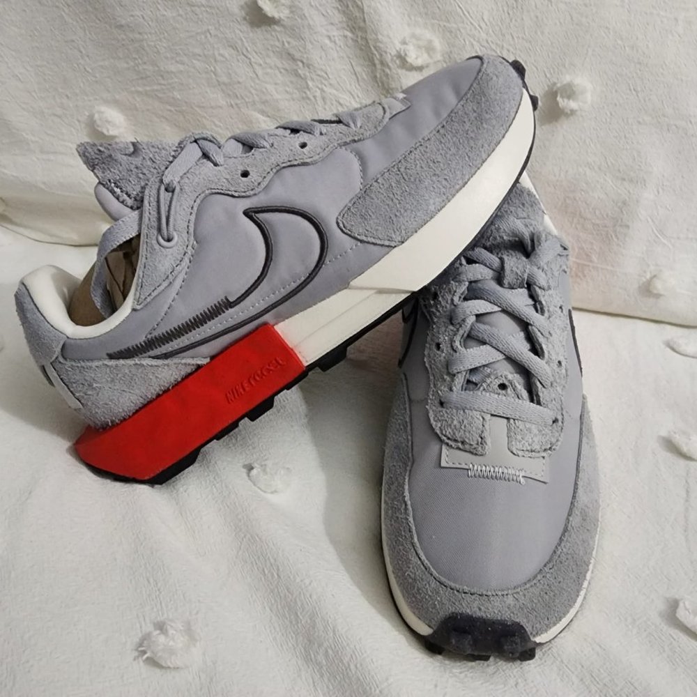 Nike Men Nike Fontanka Waffle Grey Red (8.5)